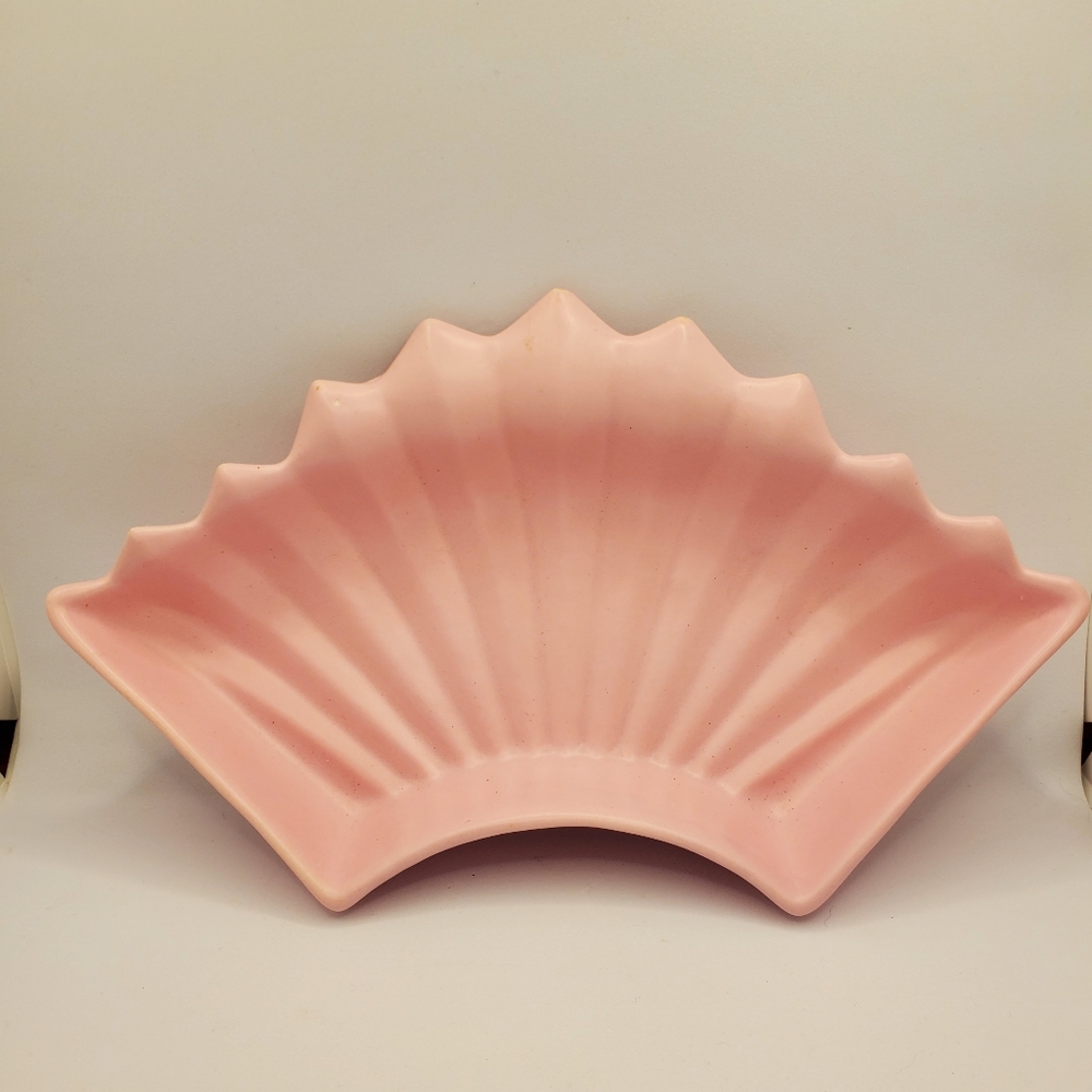 Vintage Pink Shell Dish